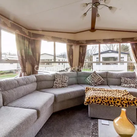 Lovely Caravan For Hire With Decking At Skipsea Sands In Yorkshire Ref 41015Wf Barmston Exterior photo