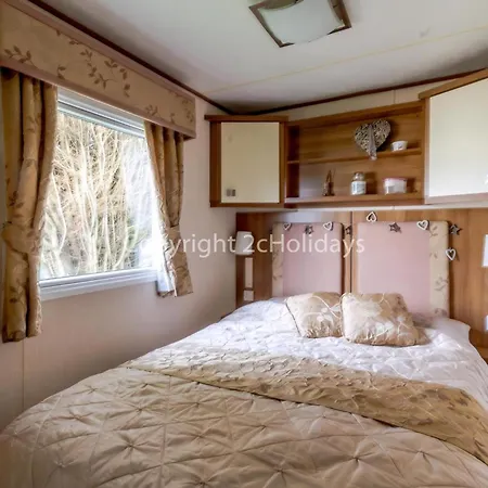 Lovely Caravan For Hire With Decking At Skipsea Sands In Yorkshire Ref 41015Wf Barmston Exterior photo