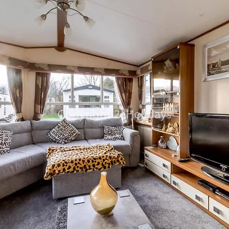 Lovely Caravan For Hire With Decking At Skipsea Sands In Yorkshire Ref 41015Wf Barmston Exterior photo